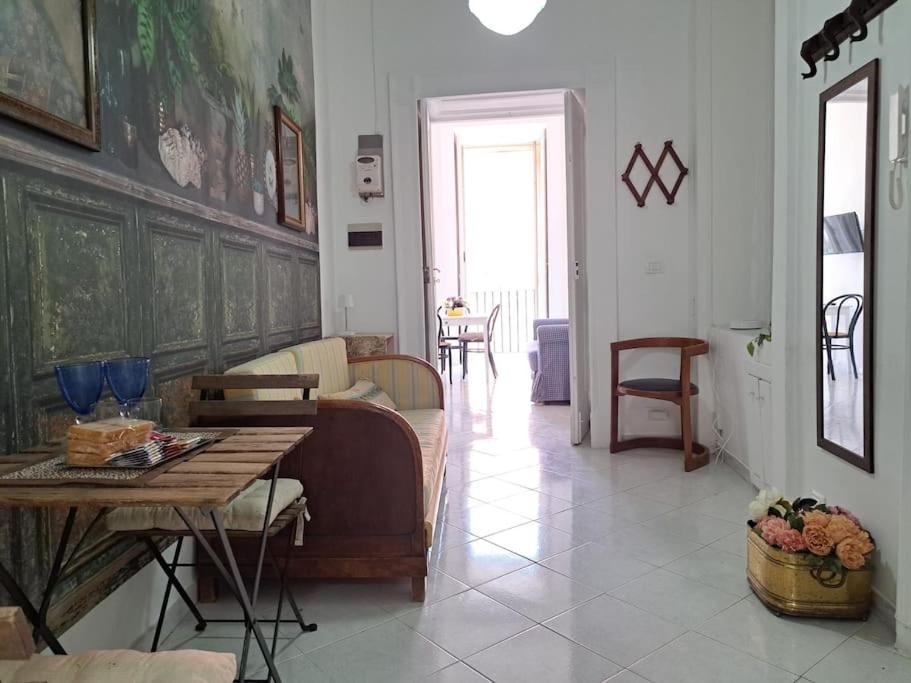 Appartamento Cuore Di Napoli 2 Exterior foto