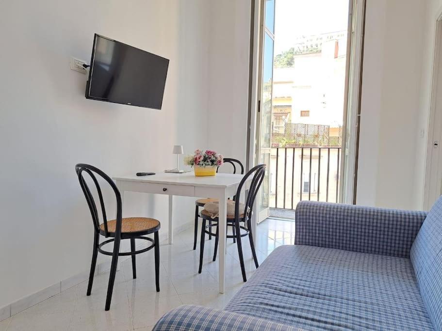 Appartamento Cuore Di Napoli 2 Exterior foto